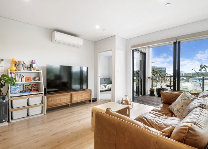  at 416/3 Kaipiho Lane, Albany, North Shore City, Auckland
