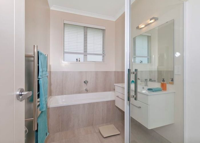  at 5 Laly Haddon Place, Warkworth