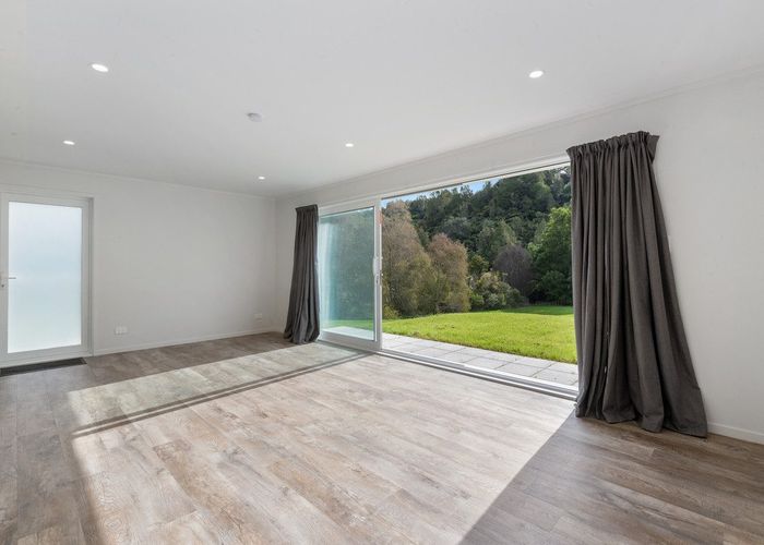  at 214 Coatesville-Riverhead Highway, Albany