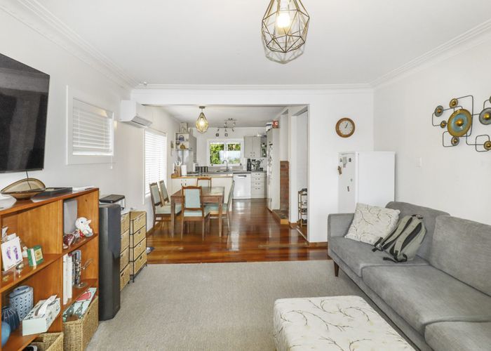  at 93 Wallace Road, Mangere Bridge, Manukau City, Auckland