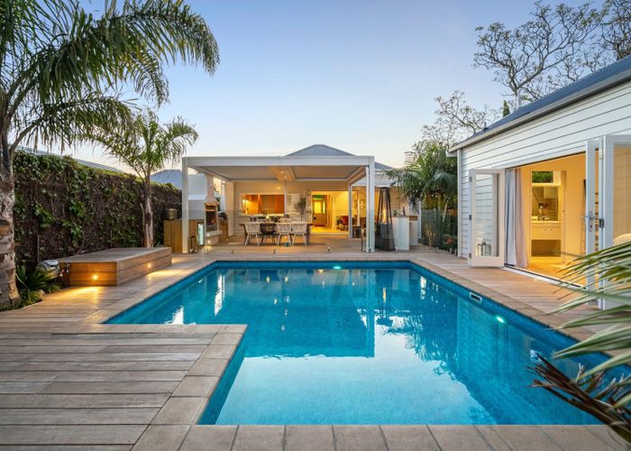  at 10 John Street, Ponsonby, Auckland