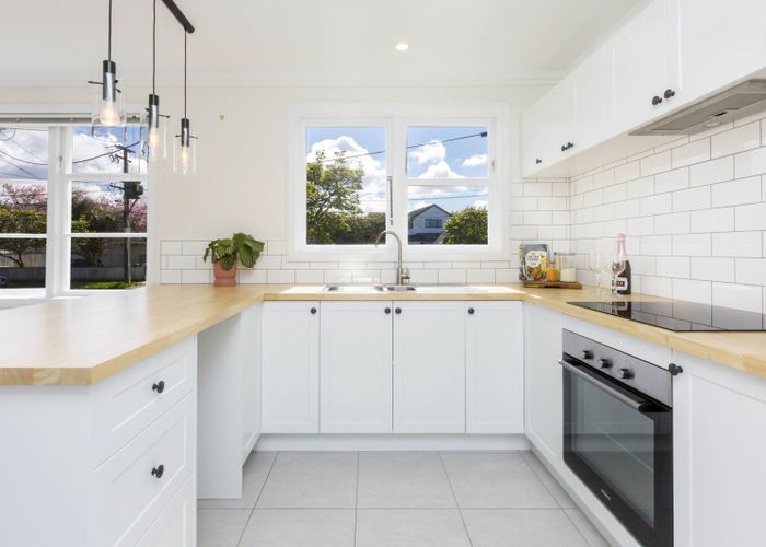  at 16 Thackeray Street, Trentham, Upper Hutt