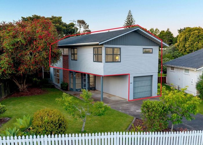  at 4B Blyton Lane, Pakuranga Heights, Manukau City, Auckland