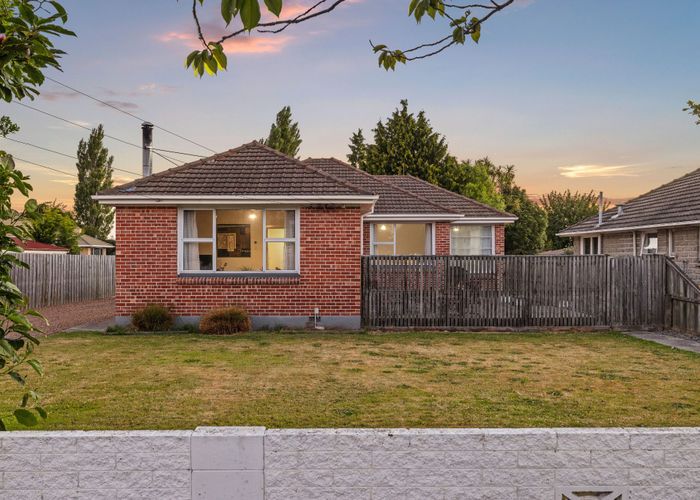  at 82 Daniels Road, Redwood, Christchurch City, Canterbury