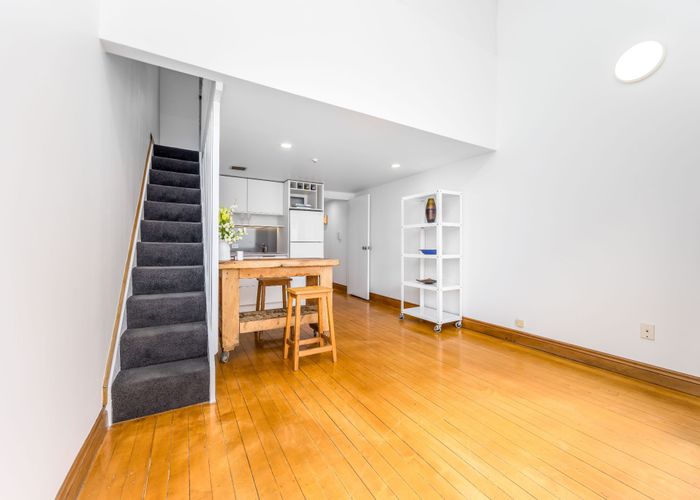  at 2/12 East Street, City Centre, Auckland City, Auckland