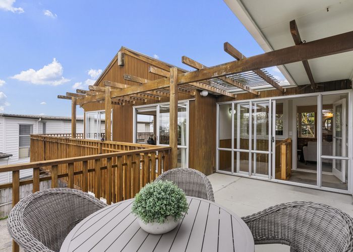  at 29 Braemar Road, Castor Bay, Auckland
