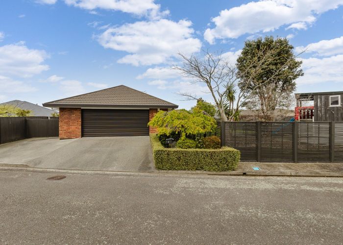  at 4 Lourie Way, Fitzherbert, Palmerston North