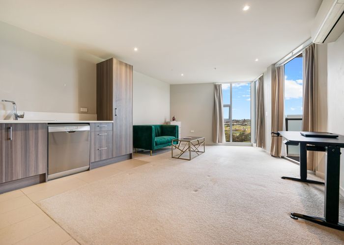  at 402/3 Rose Garden Lane, Albany, North Shore City, Auckland