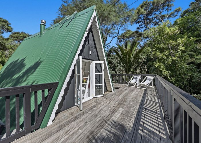  at 19 Crescent Road West, Ostend, Waiheke Island, Auckland