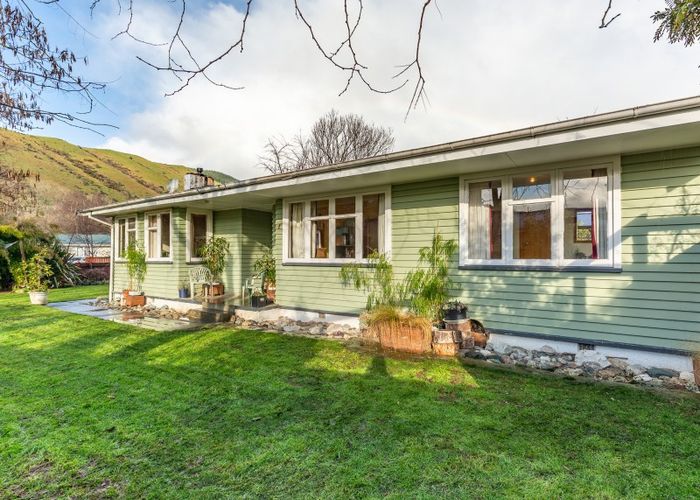  at 15 Kowhai Street, Tapawera