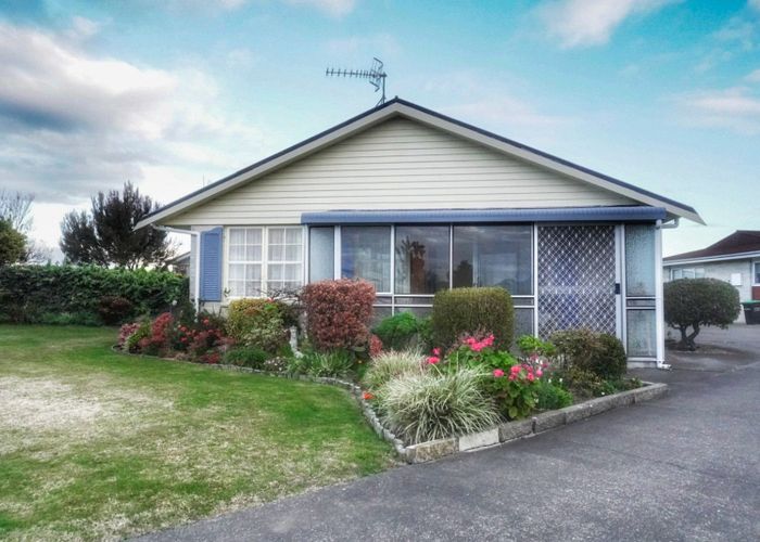  at 12 Oxford Street, Taradale, Napier
