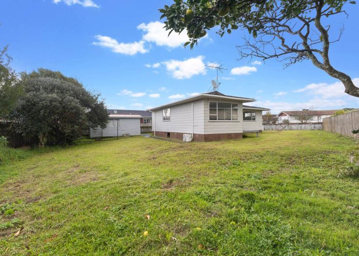  at 8 Chesley Place, Half Moon Bay, Manukau City, Auckland