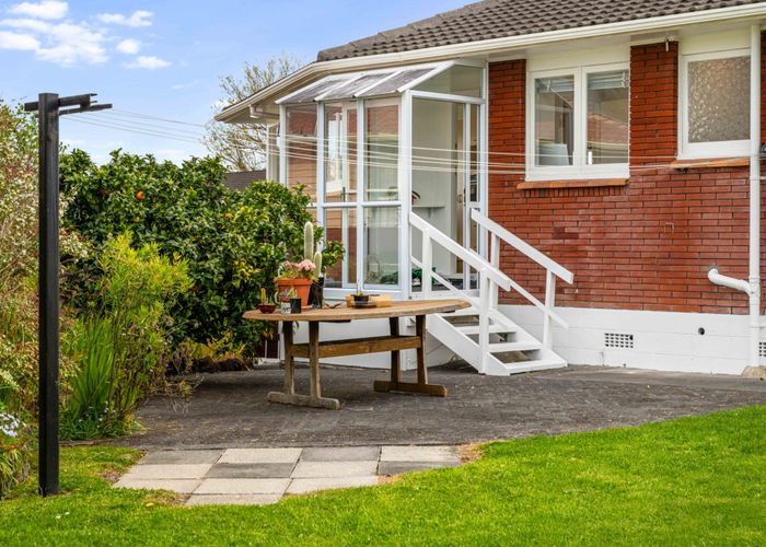  at 9 Ellison Place, Pakuranga Heights, Manukau City, Auckland