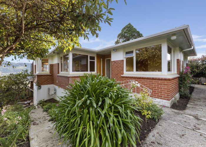  at 33 District Road, Roseneath, Port Chalmers