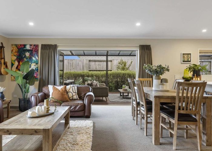  at 333 Lakes Boulevard, Pyes Pa, Tauranga