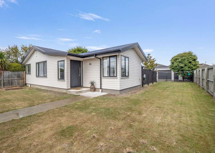  at 14 Portchester Street, Aranui, Christchurch