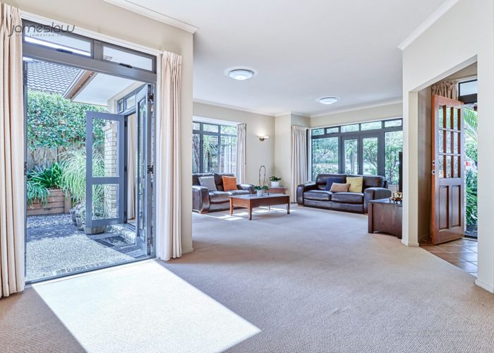  at 198 Kyle Road, Greenhithe, Auckland
