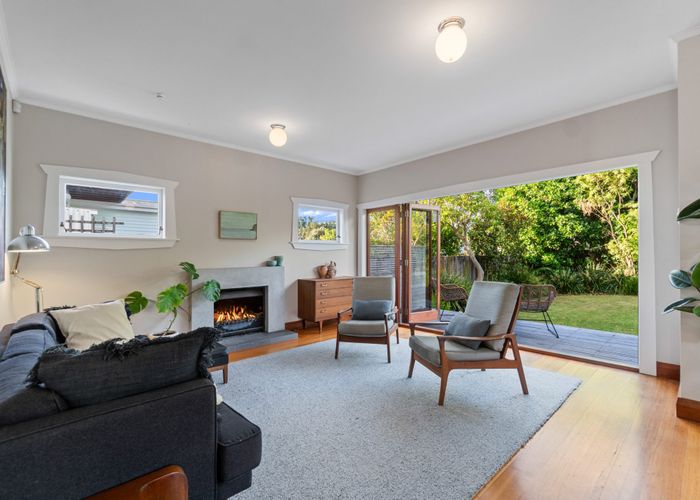  at 32 Cambourne Road, Sandringham, Auckland City, Auckland
