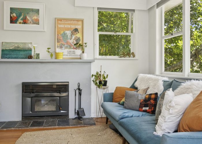  at 16 Mariana Place, Glen Eden, Waitakere City, Auckland