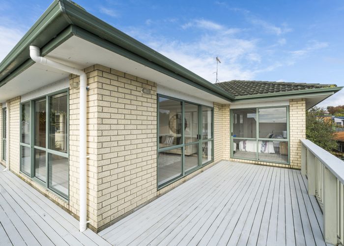  at 29 Carling Avenue, Massey, Auckland