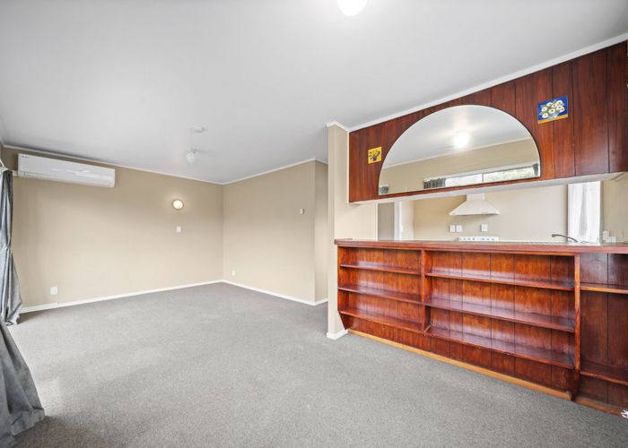  at 1/10 Sunnyside Road, Sunnyvale, Auckland