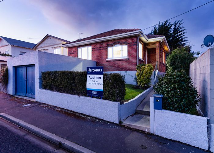  at 11 Wills Street, Balaclava, Dunedin