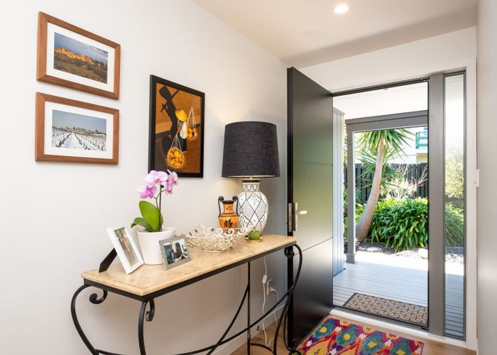  at 3 Bruce Place, Bay View, Napier