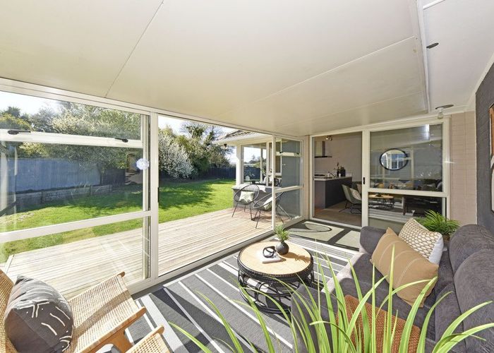  at 21 Wildwood Avenue, Wainoni, Christchurch