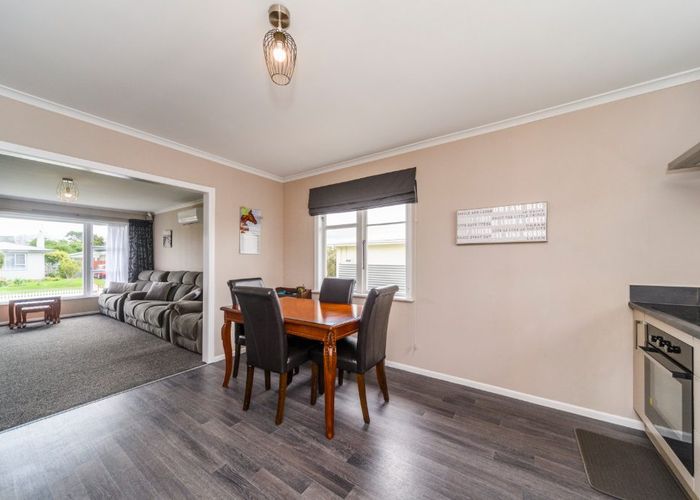  at 16 Battersea Place, Roslyn, Palmerston North, Manawatu / Whanganui