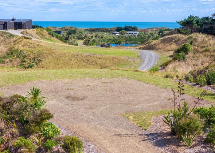  at 55 Reay Mackay Grove, Waikawa Beach