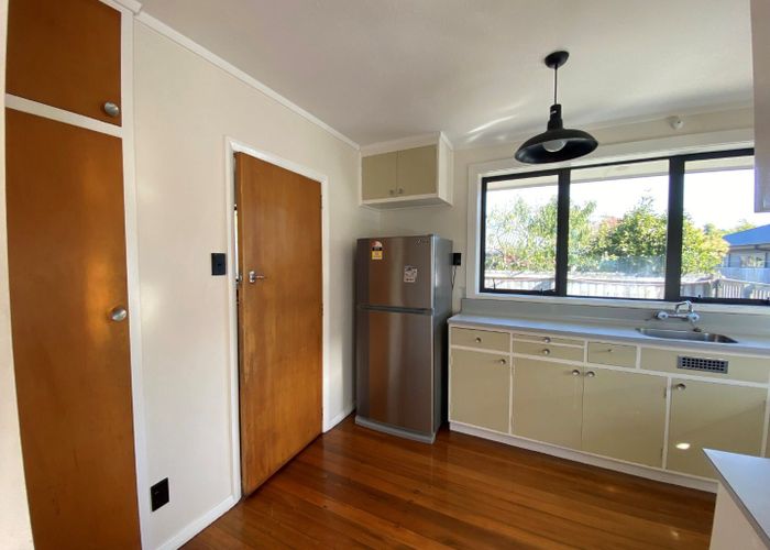  at 1/199 Memorial Avenue, Burnside, Christchurch City, Canterbury