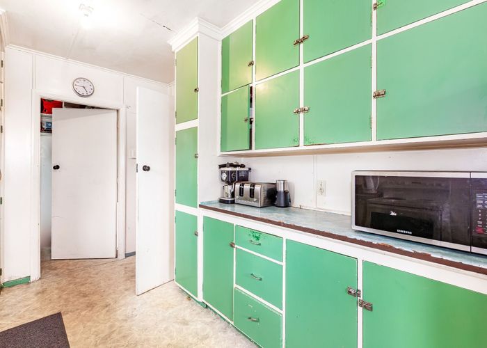  at 15 Northumberland Street, Cannons Creek, Porirua, Wellington