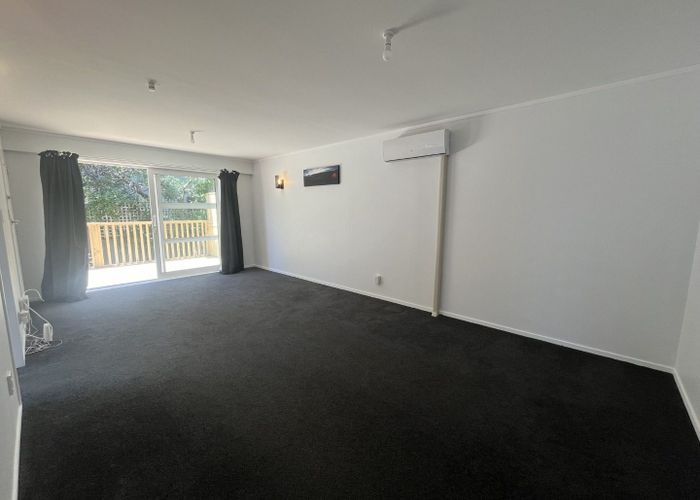  at 4/52 Awatea Street, Ranui Heights, Porirua, Wellington