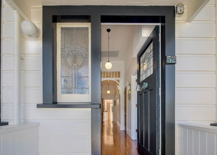  at 52 Stanley Street, Berhampore, Wellington