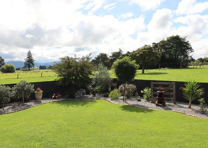  at 359 Moreton Road, Parkvale, Carterton
