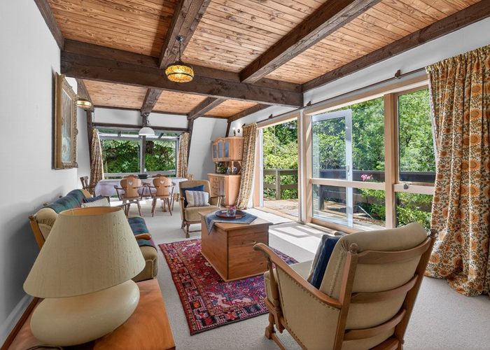  at 8 Tiniroa Grove, Silverstream, Upper Hutt, Wellington