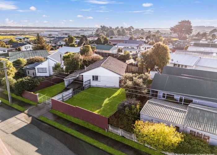  at 44 Avon Road, Clifton, Invercargill, Southland