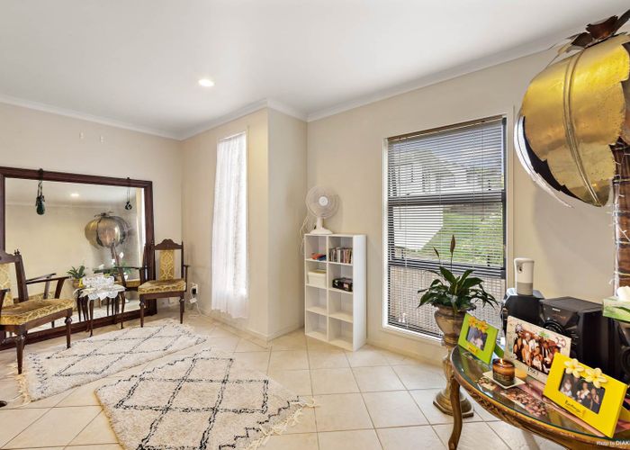  at 30 Verdale Circle, Glen Eden, Auckland