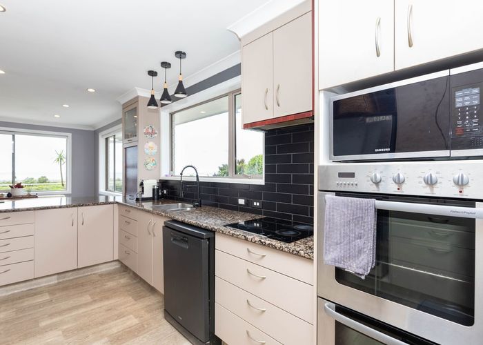  at 593 Main South Road, Gladstone, Greymouth