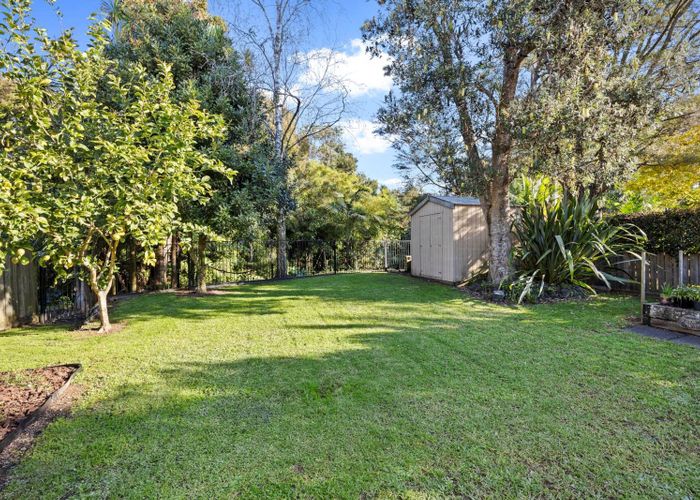  at 19 Takapu Street, Henderson, Waitakere City, Auckland