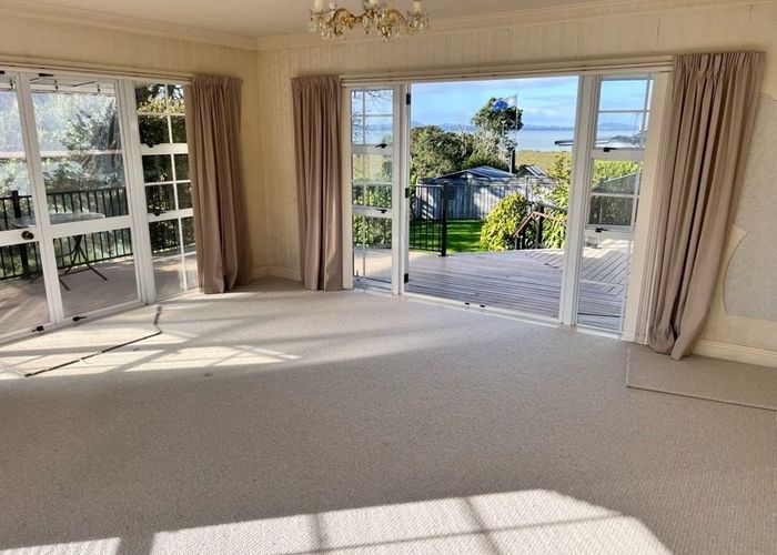  at 21 Oakpark Place, West Harbour, Waitakere City, Auckland