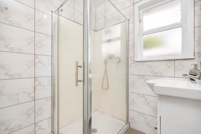  at 6A Dennis Road, Papatoetoe, Auckland