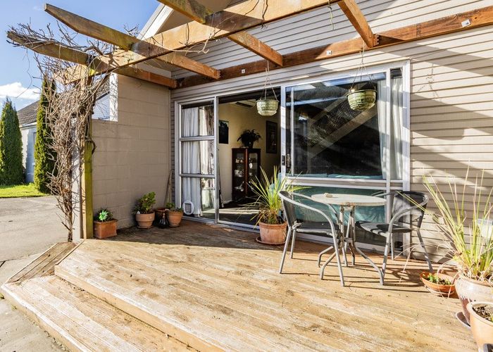  at 1/4 Camrose Place, Ilam, Christchurch City, Canterbury