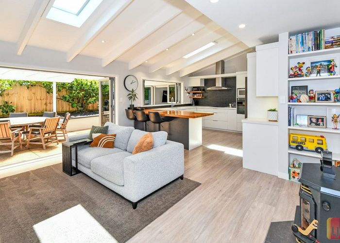  at 44 Rushgreen Avenue, Pahurehure, Papakura