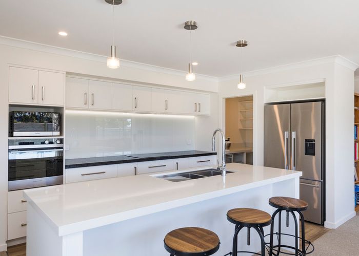  at 2 Hydrangea Lane, Milson, Palmerston North