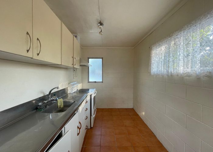  at 4/122 Firth Street, Hamilton East, Hamilton, Waikato