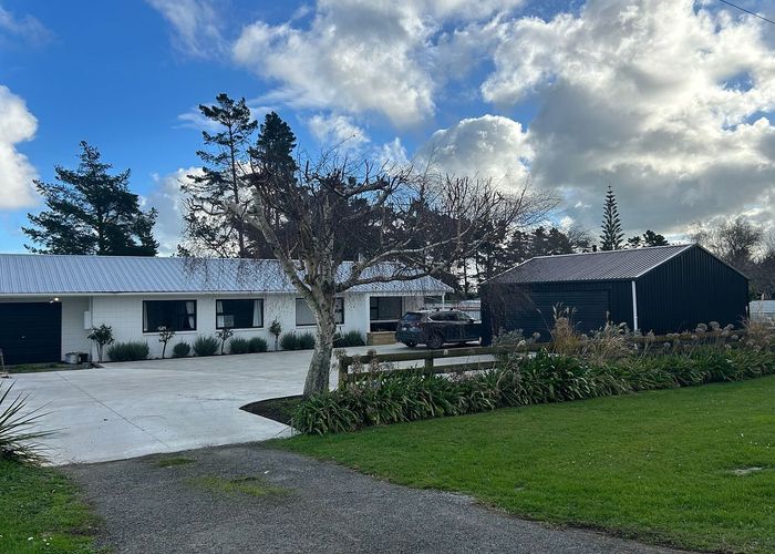  at Awapuni, Palmerston North, Manawatu / Whanganui