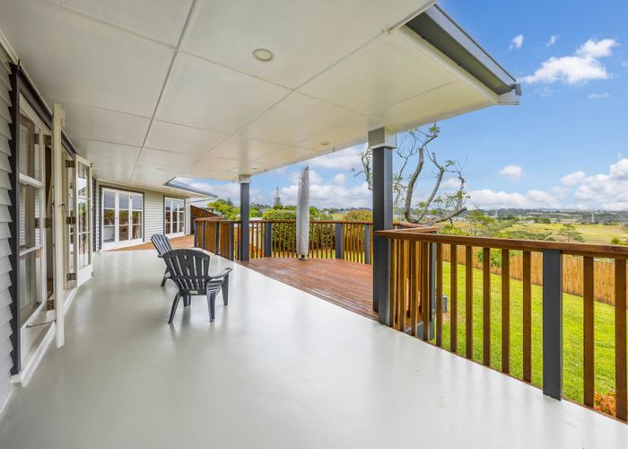  at Massey, Waitakere City, Auckland