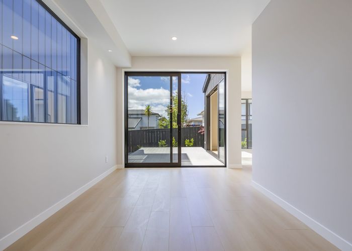  at Lot 10/7 Edgerton Road, Te Atatu Peninsula, Waitakere City, Auckland