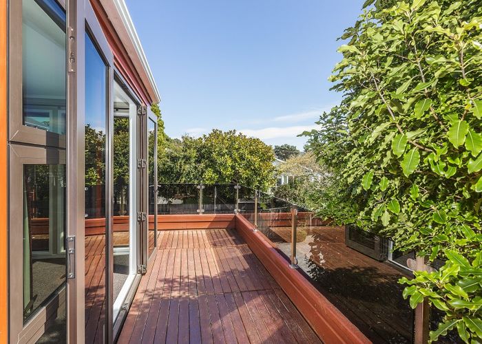  at 25 Plymouth Street, Karori, Wellington